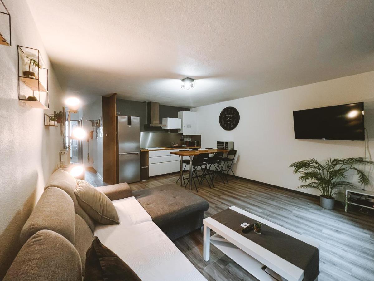 Le Dromardechois - Gite Meuble 6 Personnes Tournon Sur Rhone - Ecolodgite Dış mekan fotoğraf